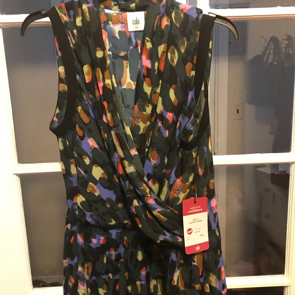 Cabi flaunt wrap